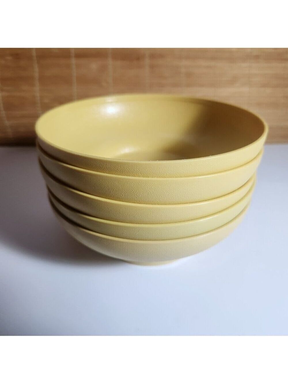 Tupperware Cereal Bowls Harvest Gold Yellow 6" Vintage Lot of 5 # 890 Canada